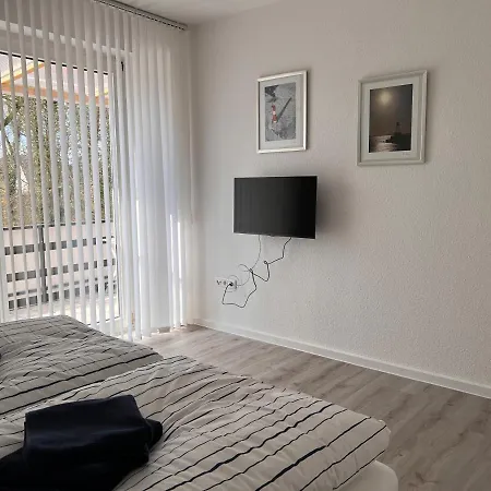 Διαμέρισμα Grosszuegige 3 Zkb Mit 80m²